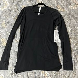 Lululemon black swiftly tech LS crew
